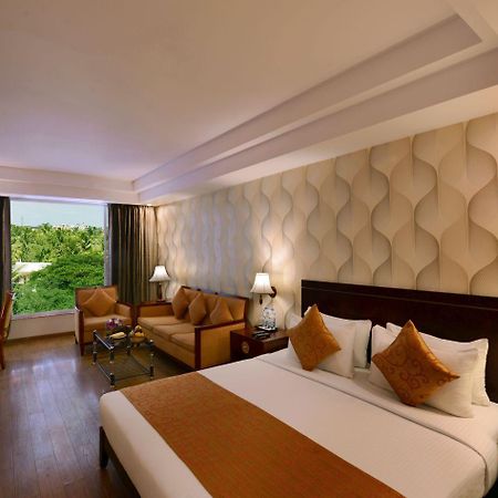 Clarks Inn Airport Hotel 후블리 외부 사진